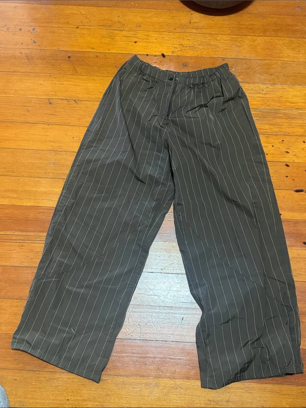 Relaxed Pinstripe Wide-Leg Chinos - Black